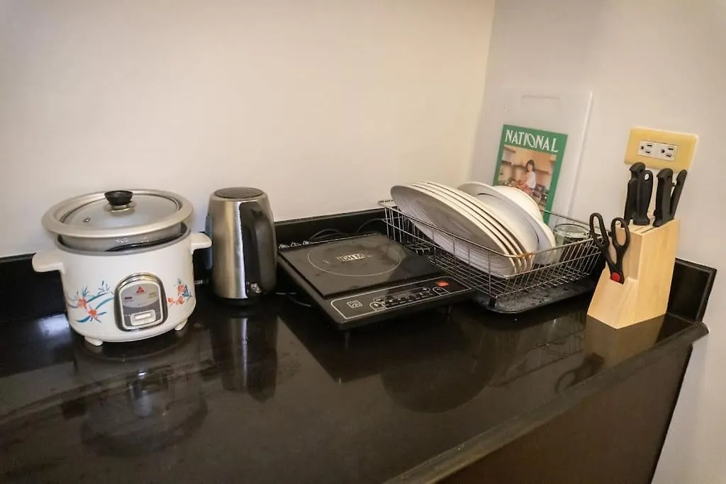 A2J Luxury 1Br Near Venice Mall Bgc Taguig Apartment Manila 0*,  Philippines